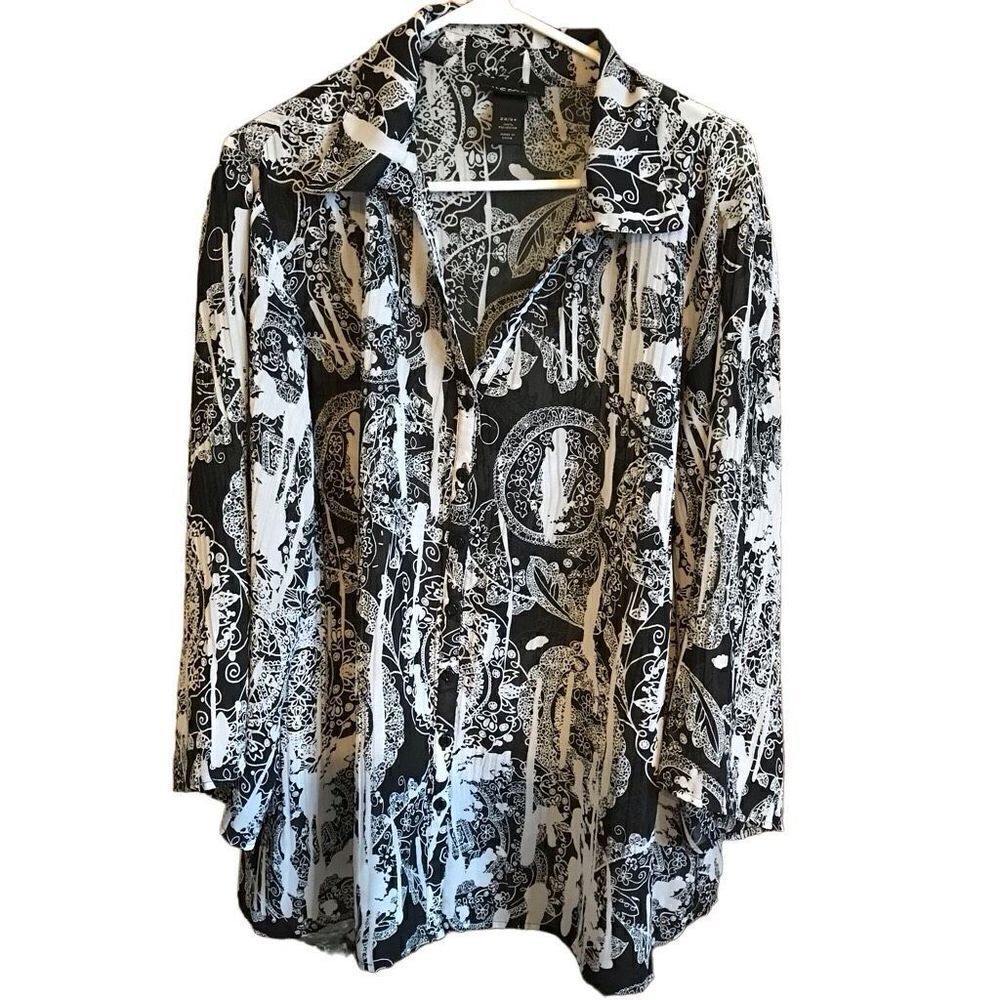 Lane Bryant Sz 22/24 button down Black Floral Blouse long sleeve